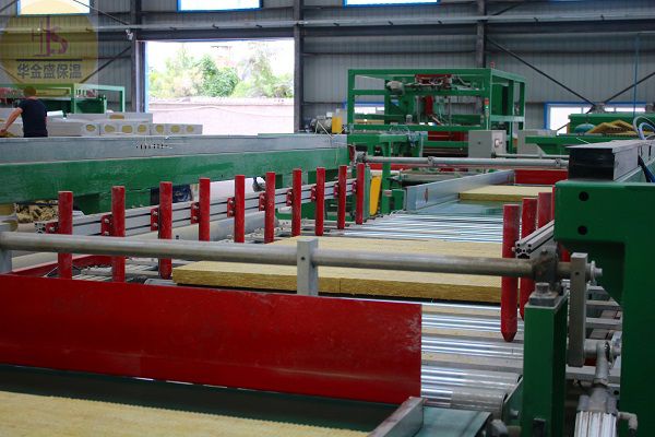 鄭州巖棉板廠舊小區(qū)改造外保溫材料