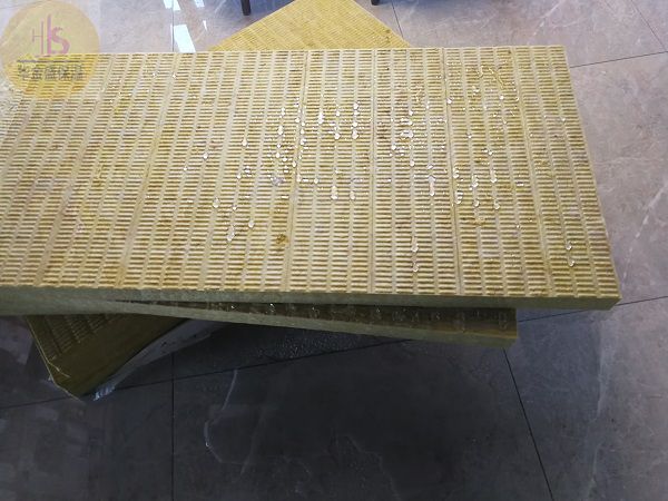 常用建筑A級(jí)外保溫材料的燃燒性能